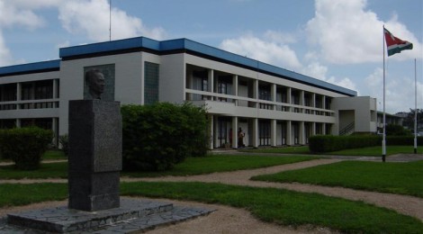 Adekus Brengt Vier Boeken Uit Over Erfenis Slavernij En Contractarbeid Suriname Herald Adekus Brengt Vier Boeken Uit Over Erfenis Slavernij En Contractarbeid Suriname Herald