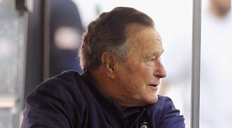 Oud-president George Bush senior in het ziekenhuis