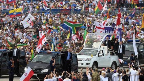 Paus vraagt om geloof in ‘nieuwe mensheid’