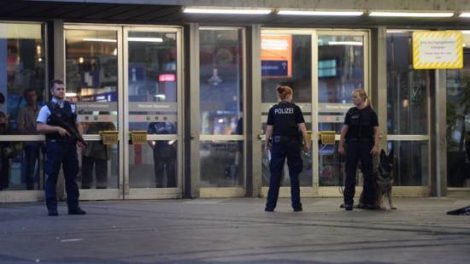 Politie München: “Vermoedelijke dader dood”