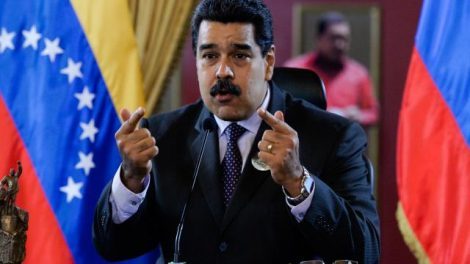 Oppositie Venezuela zet eerste stap tot aftreden president Maduro