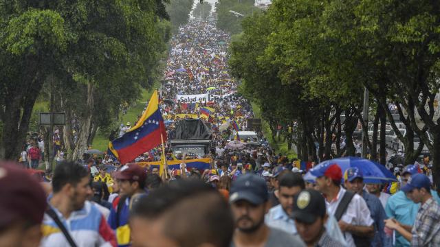 Ruim 200.000 mensen in Venezuela demonstreren tegen president