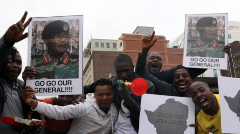 ‘Legertop Zimbabwe spreekt morgen weer met Mugabe’