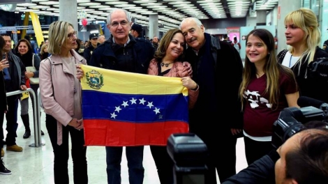 Venezolaanse oppositieleider Ledezma duikt op in Spanje