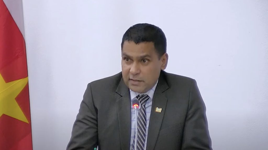 Debie: “Heel wat zaken lopen fout bij gronduitgifte”