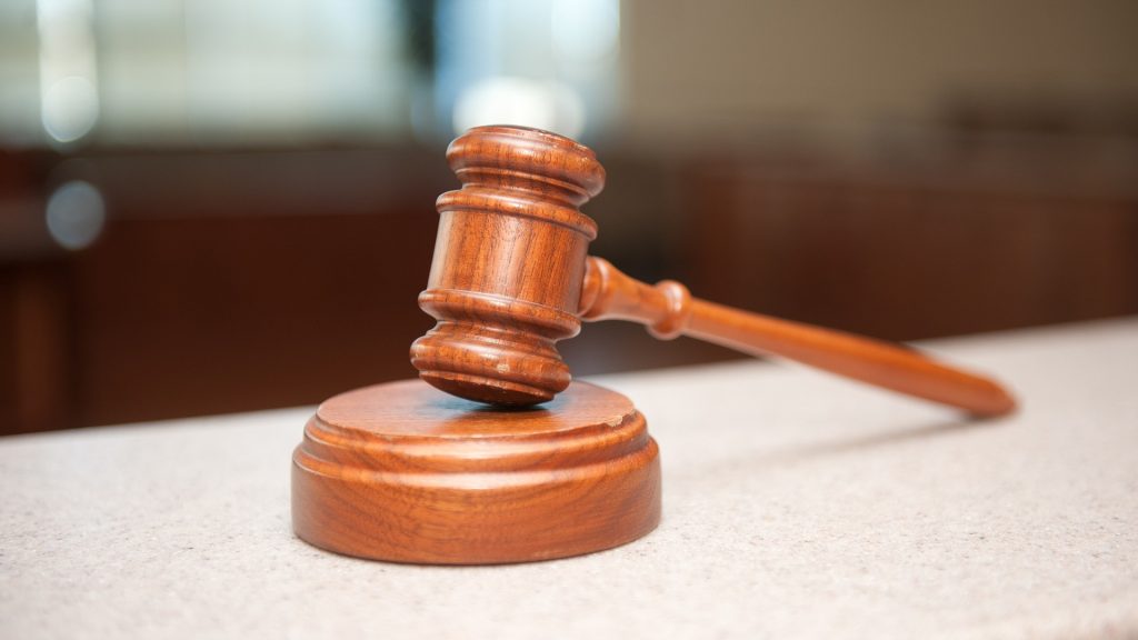 Reisbureau-eigenares veroordeeld tot anderhalf jaar cel voor grootschalige reisfraude