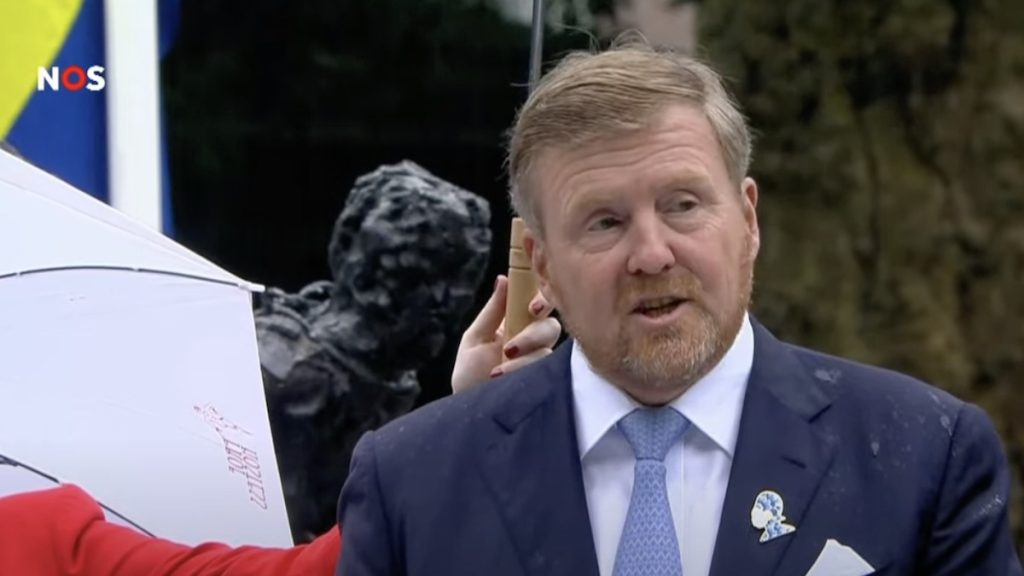 Nederlandse koning biedt excuses aan voor slavernijverleden en vraagt om vergiffenis