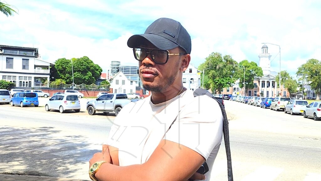 Pakkitow launches movement to oust government