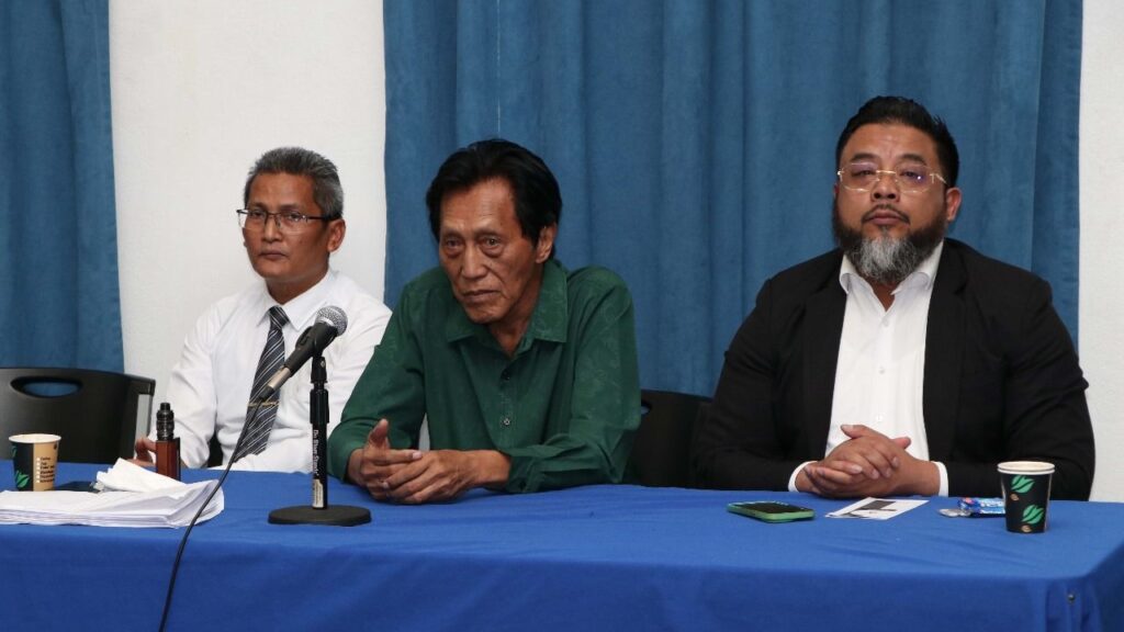 Office of state advisor Somohardjo cleared out