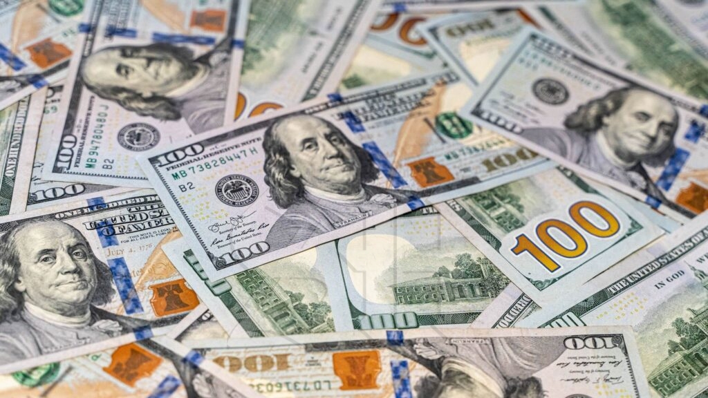 More banks adjust foreign exchange policies drastically