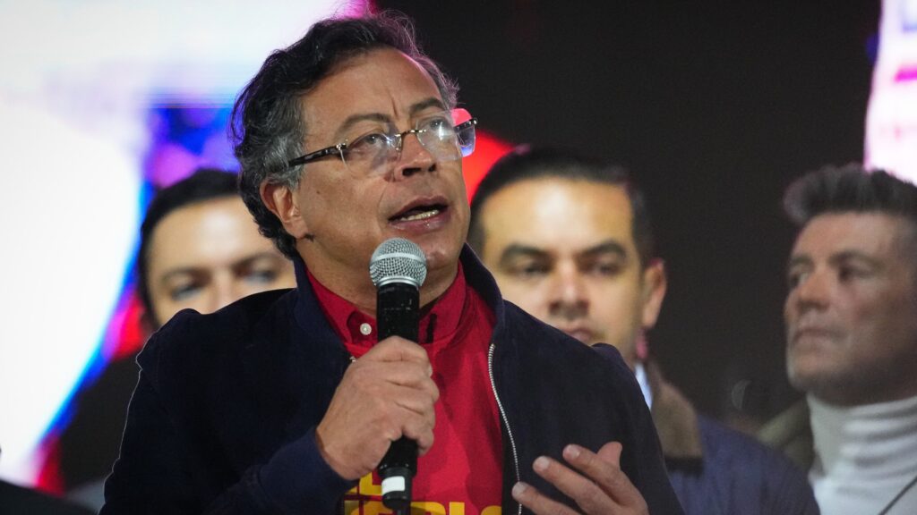 Trump legt sancties op aan Colombiaanse president Petro en familie wegens vermeende rol in drugsproductie